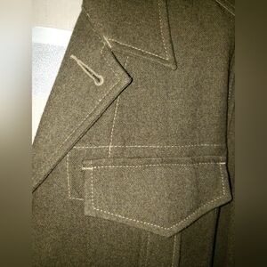 Super Rare B.R. olive military green 100% wool cargo & inside side pockets jacke